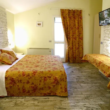 Pidkova Гостевой дом Модена